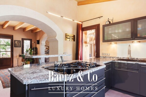 photo 10 Exceptional country house with amazing views