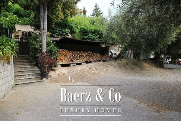 photo 23 Villa for sale 350 m²