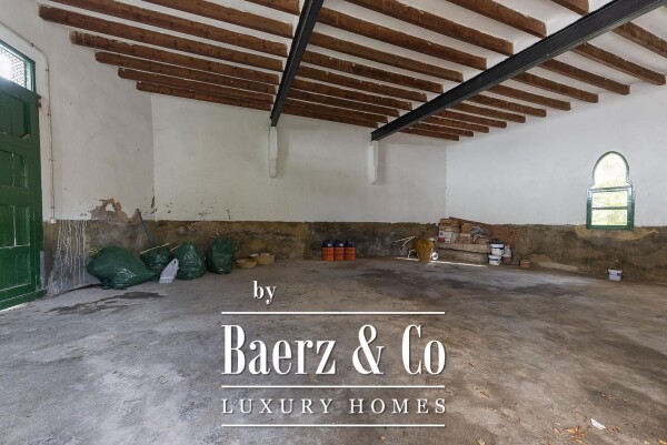 photo 23 Impressive historic house with large plot in Andratx