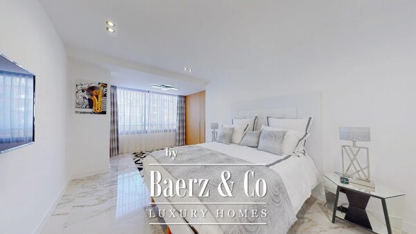 photo 12 Exceptionnal seafront and seaview apartment in Cannes Croisette