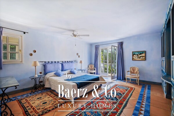 photo 12 Beautiful Provencal villa in the heart of an estate in Biot