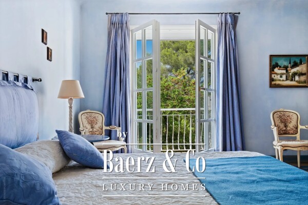 photo 13 Beautiful Provencal villa in the heart of an estate in Biot