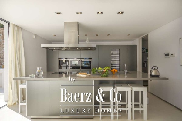 photo 22 Beautiful luxury home in Roca Llisa, Roca Llisa