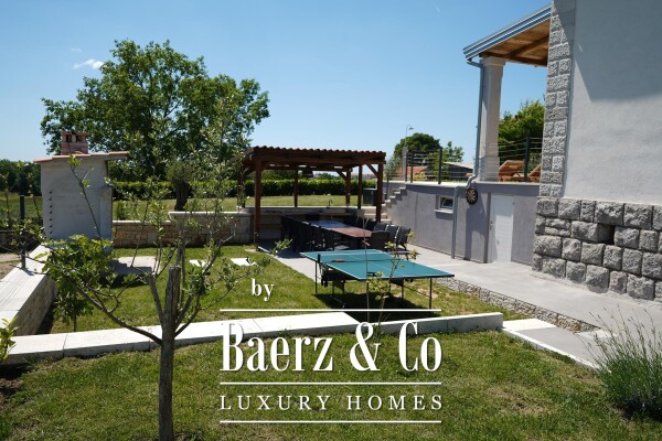 photo 65 Istria, Poreč, luxuriously renovated old school