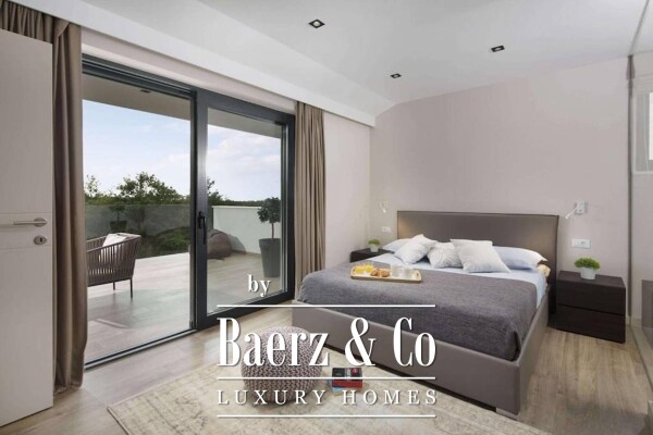 photo 14 Višnjan, a beautifully arranged villa surrounded by greenery, NKP 242 m2, on a large landscaped lot