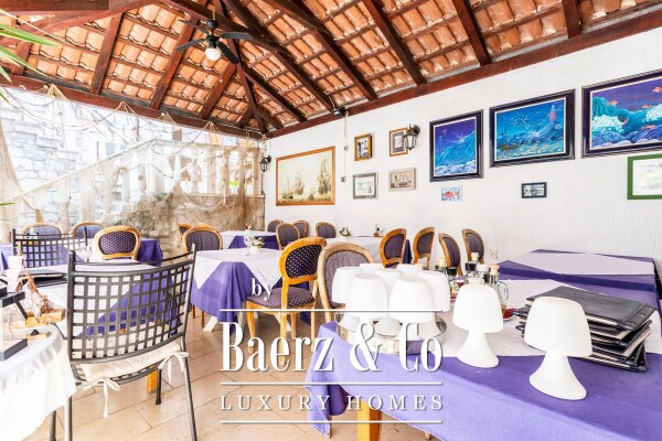 photo 15 The island of Brač, a stone house with a restaurant in a prime location