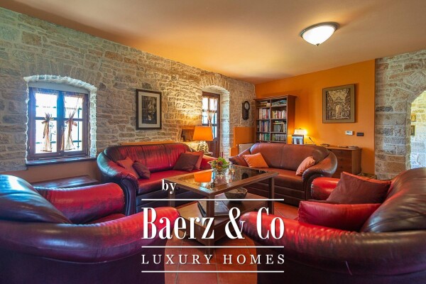 photo 17 Žminj, a luxurious stone villa in the center of Istria