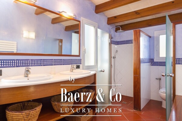 photo 20 LOVELY VILLA WITH SEA VIEWS IN CALAN BRUT