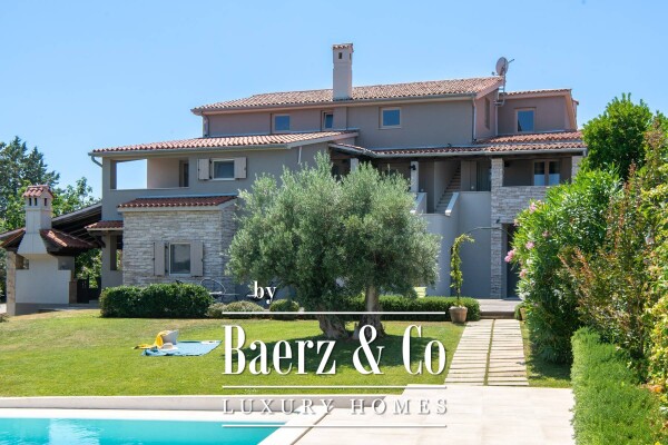 photo 2 Ližnjan: Villa with pool on a large property