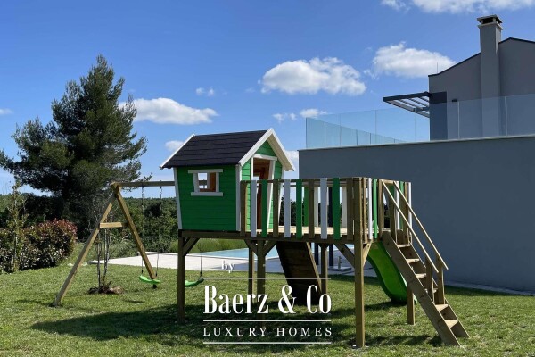 photo 16 Istria, Vodnjan, beautiful NKP villa 250 m2 on a large garden with a pool of 78 m2