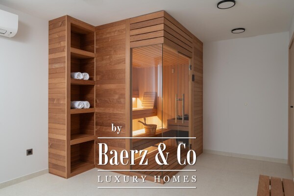 photo 12 Split, Podstrana, urban villa with swimming pool, sauna, jacuzzi and a garage