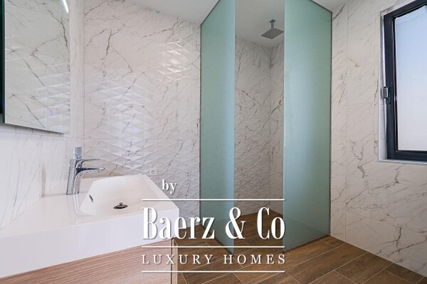 photo 14 Maravillosa villa recién terminada en Costa Adeje