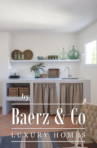 photo 19 Boutique townhouse with stunning views and rental license