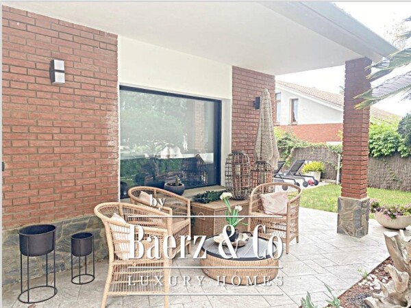 photo 12 Your prestigious residence awaits you in Canet de Mar!