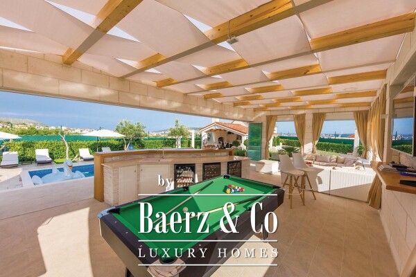 photo 27 Seget Donji, exceptional property with two buildings, swimming pool, jucuzzi and garden