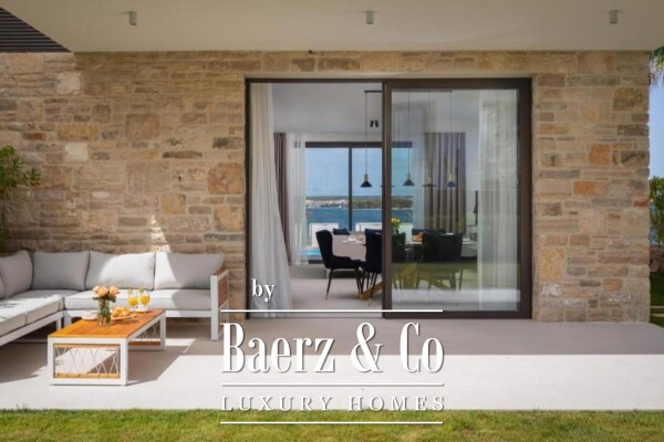 photo 16 Pašman, Tkon, beautiful villa with pool, first row by the sea