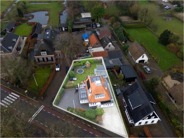 photo 51 Nieuw-Loosdrechtsedijk 60