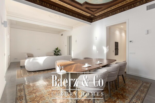 photo 5 Prestigious Apartment   Eixample Dreta, Barcelona    2,100,000