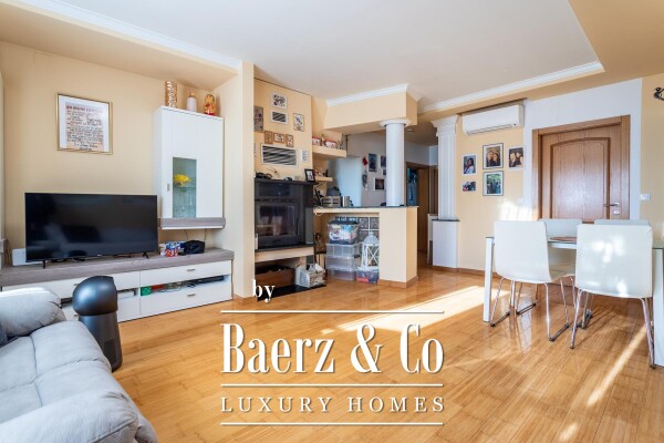 photo 4 Vodice, spacious house with apartments and a swimming pool