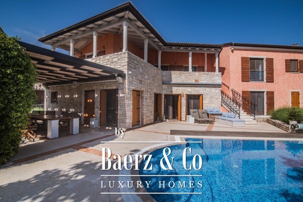 photo 5 Istra, Šorići, luxury Stone House 388 m² with Pool and construction land 4621 m²