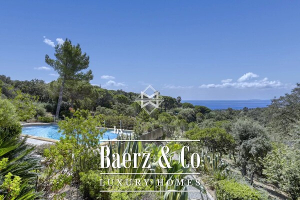 photo 10 In la Croix-Valmer - Property with sea view and 1ha of plot of land