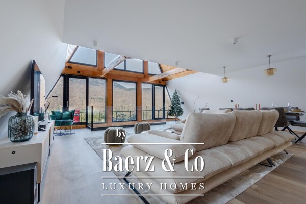 photo 5 Delnice, exclusive villa with a pool, covering an area of 298 m²