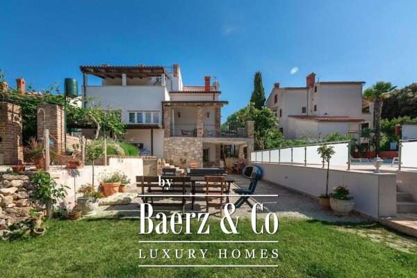 photo 3 Banjole, beautiful furnished house with 350 m2 area on a 3300 m2 large plot