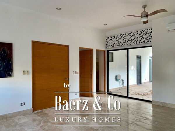 photo 11 Magnificent modern home in the exclusive Yucatan Country Club