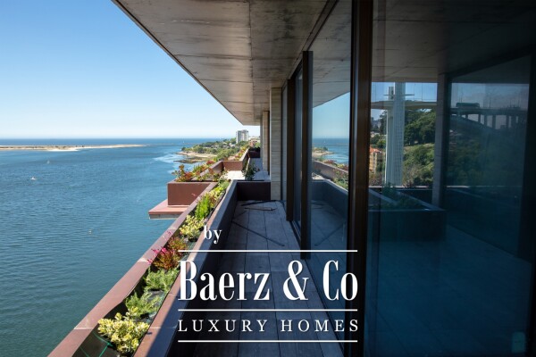 photo 1 Fabulous 3 bedroom apartment at Panorama Douro Residence