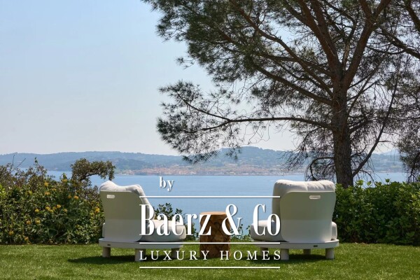 photo 5 Superb contemporary villa with panoramic sea view