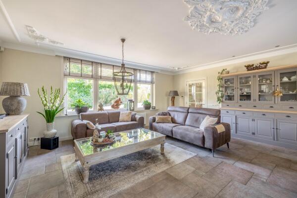 photo 19 Provincialeweg Oost 64