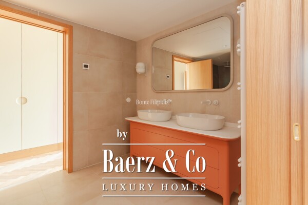 photo 22 Beautiful luxury home in Santa Clara