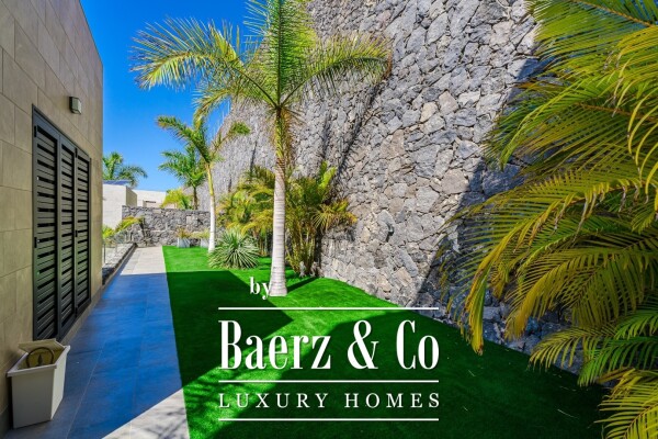 photo 27 Elegant Independent Villa with Panoramic Sea Views in Caldera del Rey