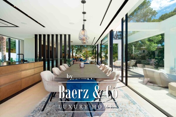 photo 9 Stunning Villa with garden & sea views in Old Bendinat