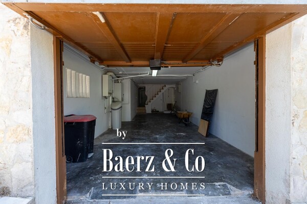 photo 32 Exclusive Villa with Vacation License in Arenal area, Palma