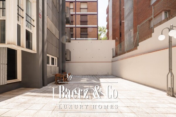 photo 22 Barcelona, Les Tres Torres