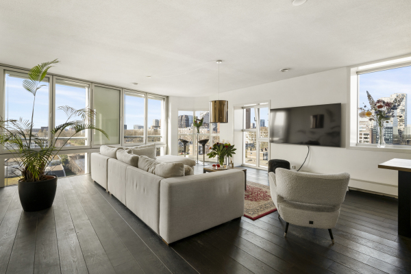 photo 7 Van Leijenberghlaan 2 T