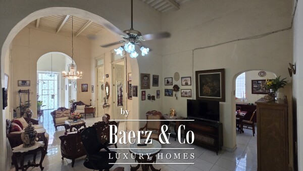 photo 8 Street 60 #375 x 43 y 41 centro 375