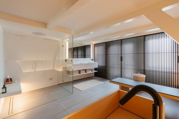 photo 48 Blauwburgwal 18 H