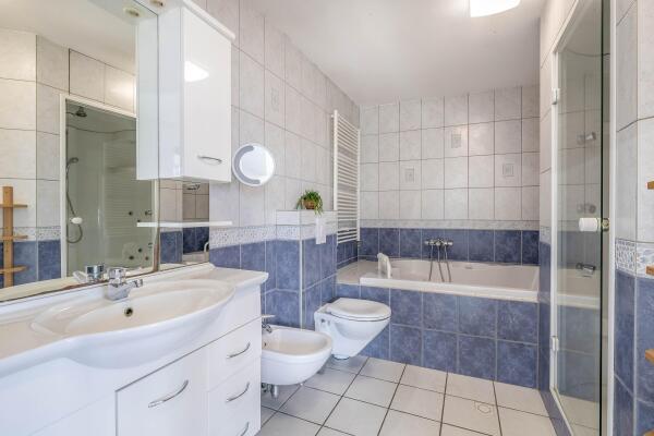 photo 32 Aquamarijn 2