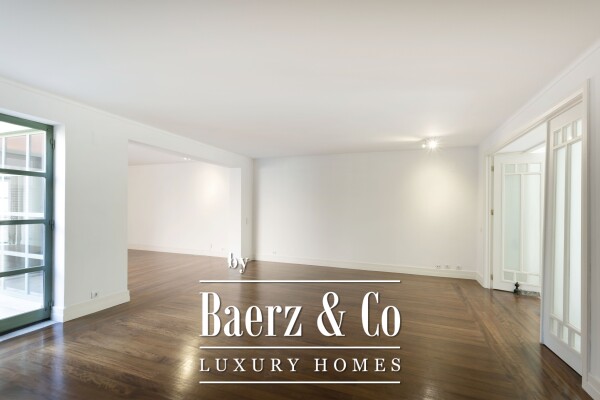 photo 23 T3 Duplex  Condominium with pool in Principe Real