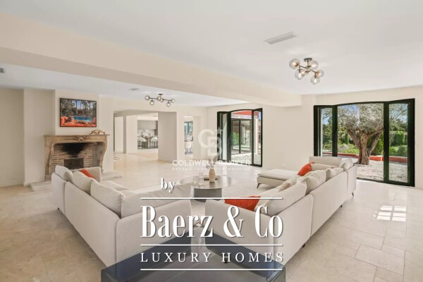 photo 3 Castellaras and absolute quiet, renovated Florentine villa