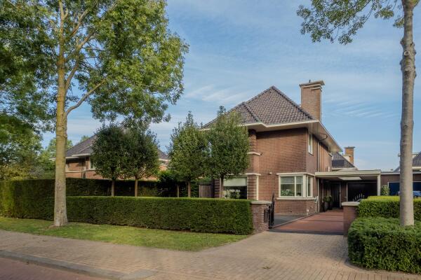 photo 42 Hovenlaan 10