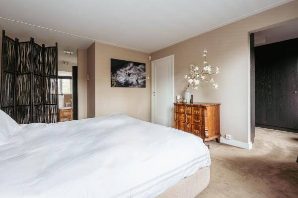 photo 27 Diepenbrockstraat 22