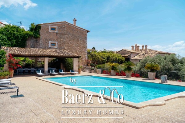 photo 5 Historic and Noble Royal Mansion with 2 Guest Villas