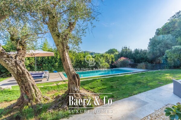 photo 6 Lovely stone bastide with panoramic view on the village